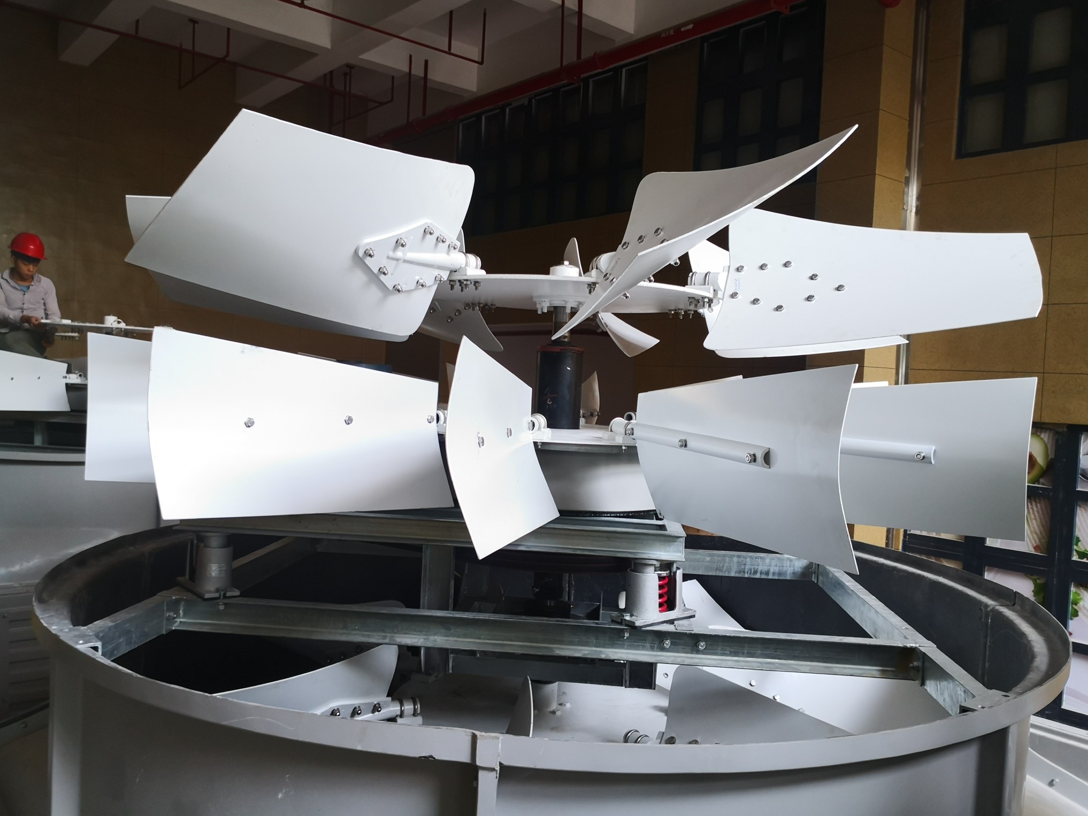 <strong>工業聲學環境治理深度指南：揭秘冷卻塔噪音怎么控制的源頭阻斷、傳播路</strong>