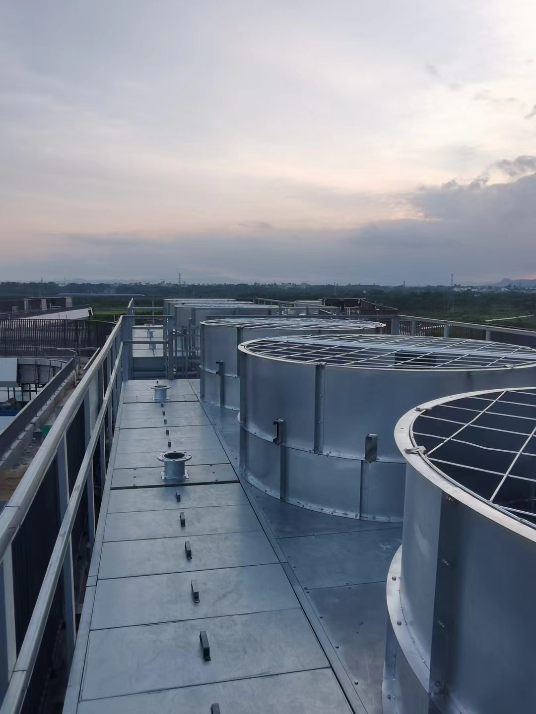 <strong>冷卻塔填料如何檢查：專業(yè)維保視角下的全流程實(shí)操指南與隱蔽病害精準(zhǔn)識(shí)</strong>