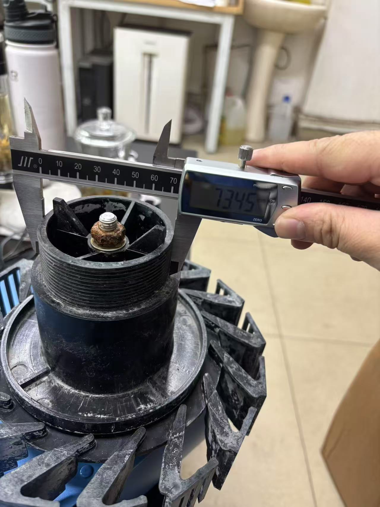 <strong>工業布水系統“神經</strong>