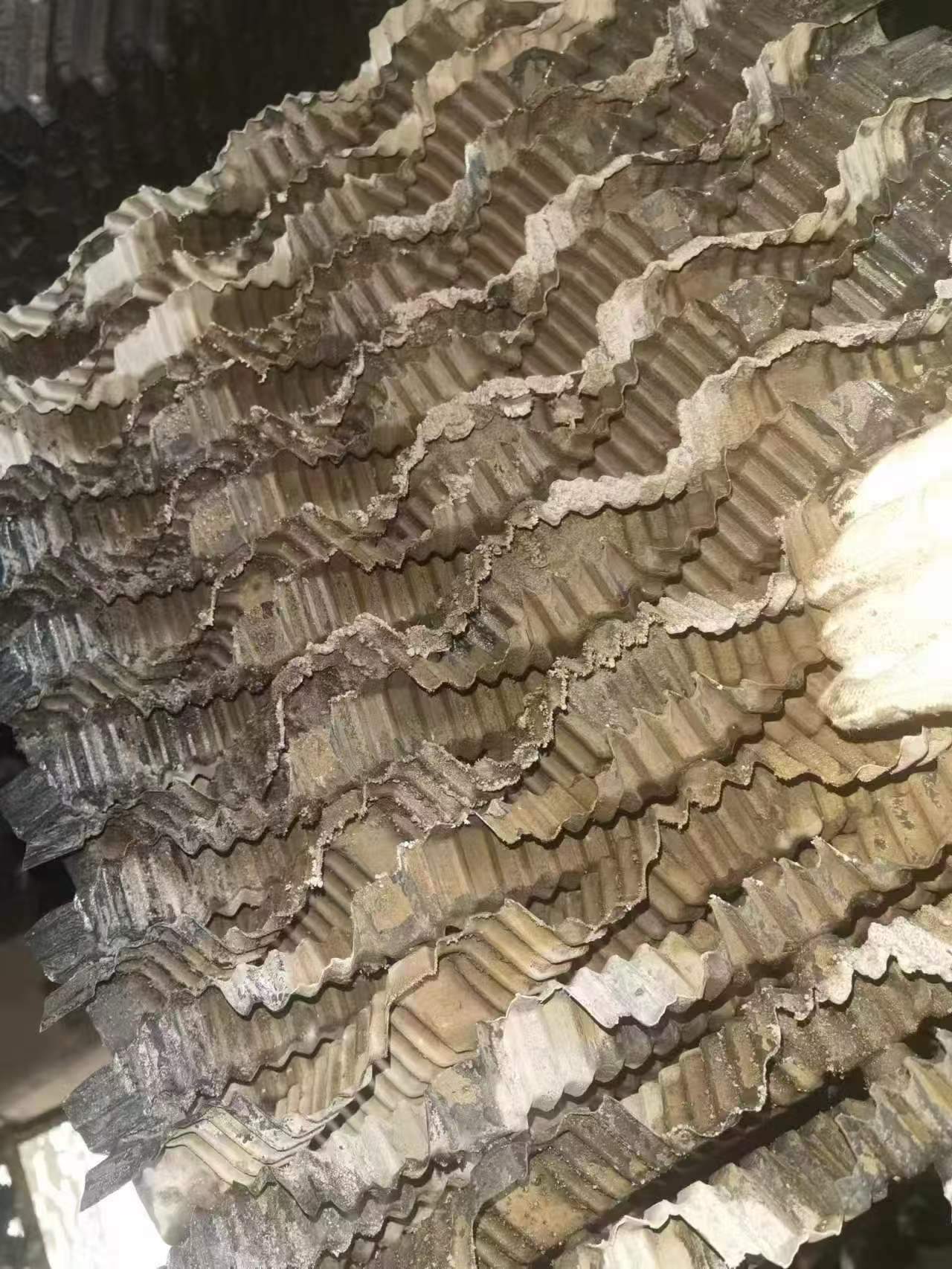 <strong>冷卻塔填料的快速粘</strong>