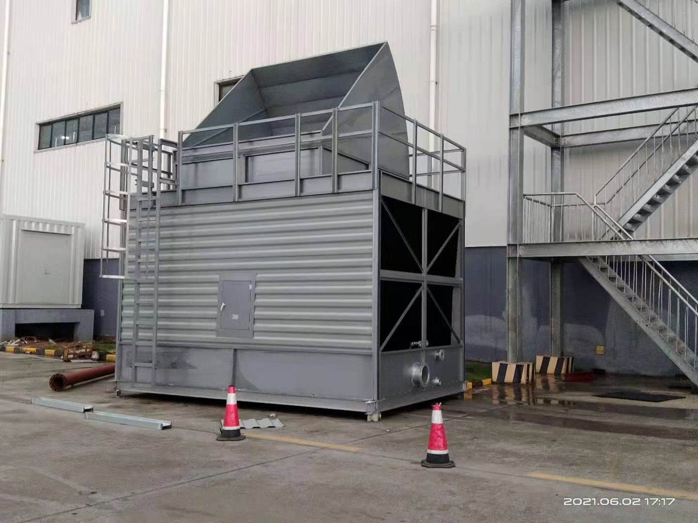 <strong>西北工業(yè)冷卻系統(tǒng)守護者：深度解析陜西海鷗冷卻塔維修的核心技術與全生命</strong>