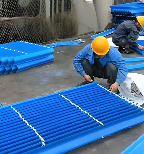 <strong>工業冷卻系統的色彩創新：冷卻塔藍色填料的技術邏輯、冷卻塔藍色填料的工</strong>