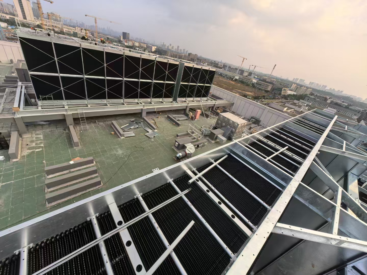 <strong>海鷗冷卻塔改造能效躍升全案解析：從核心痛點拆解到智能控制的全生命周期</strong>