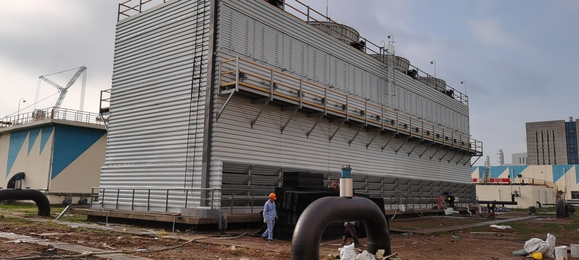 <strong>冷卻塔性能提升：從熱</strong>