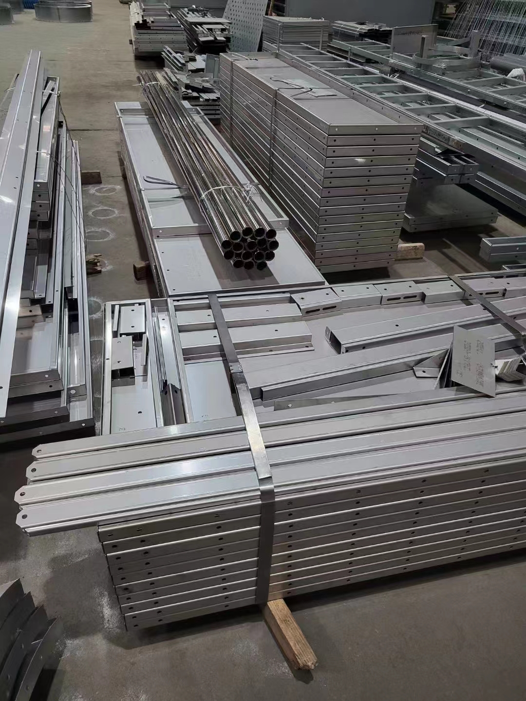 <strong>工業(yè)冷卻系統(tǒng)資產(chǎn)管理指南：深度解析工業(yè)冷卻塔維修更換的決策邏輯、核心</strong>